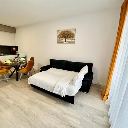 Jad Luxury 3 Dynamic Апартаменты *